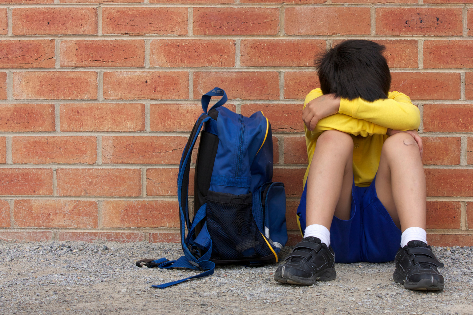 ACOSO ESCOLAR Y  VIOLENCIA EN EL  AMBITO EDUCATIVO